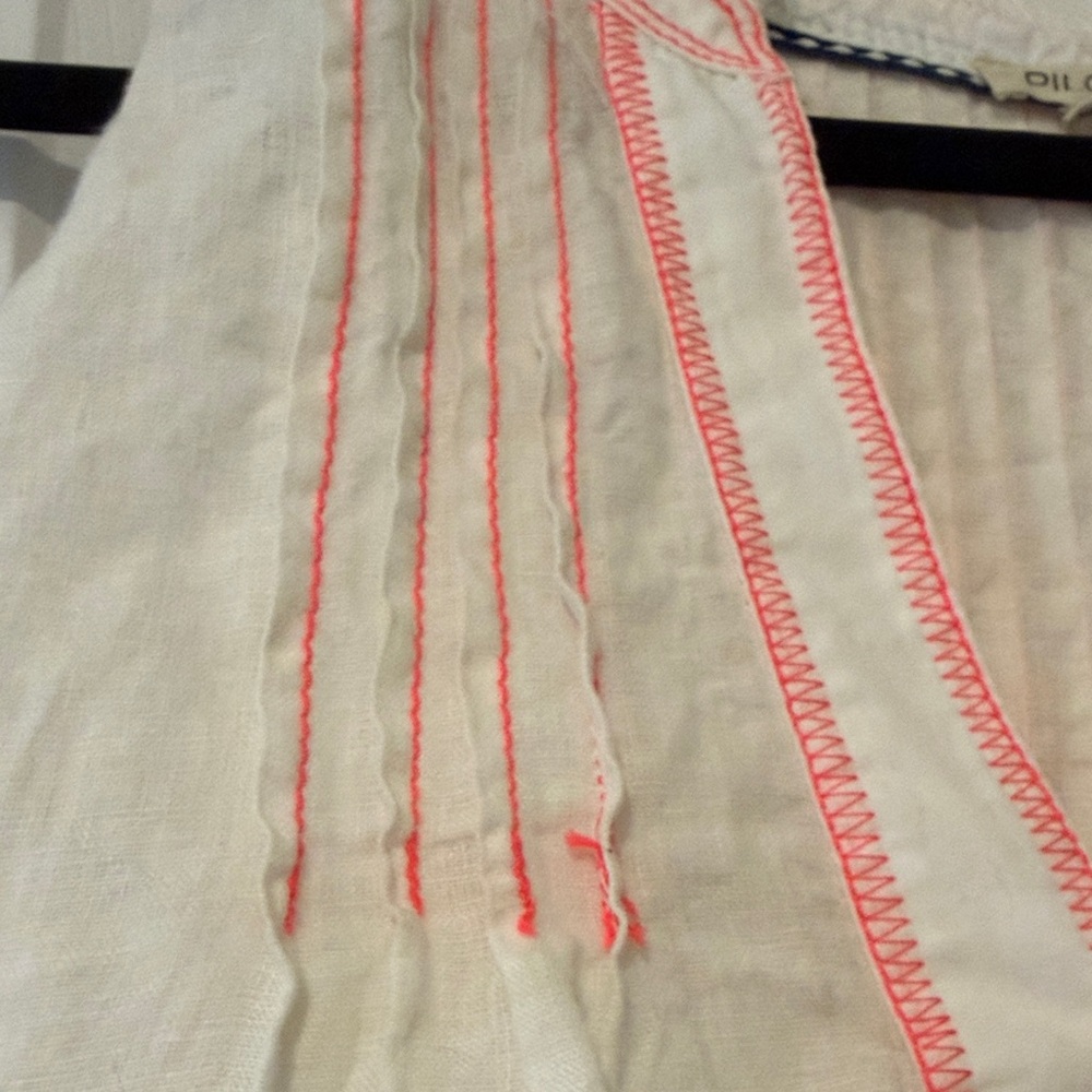 Pilcro White and Pink Blouse - Picture 3 of 5